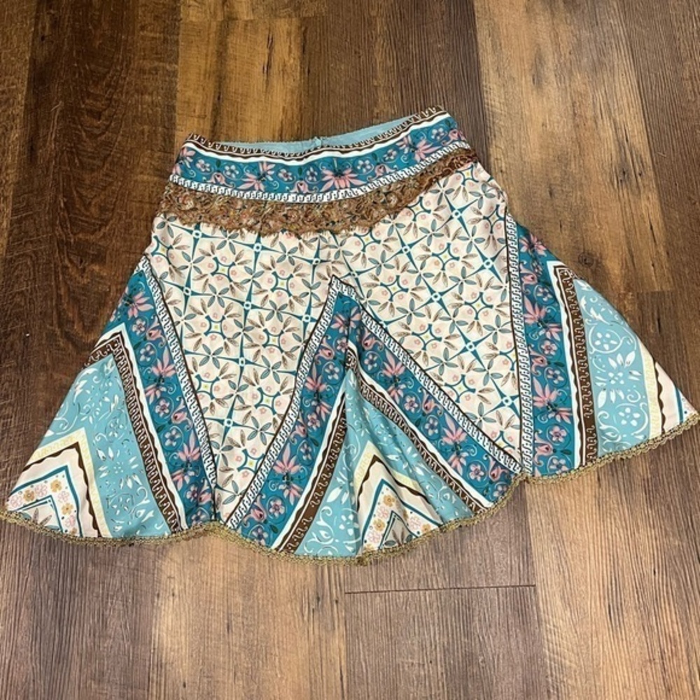 Nicole Miller Studio silk skirt women size 10 blue pink gold scarf print vintage